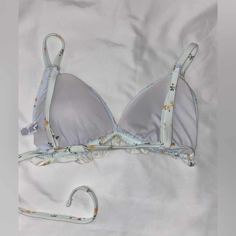 Aerie Triangle Ruffle String Bikini Top💐 - Picture 3 of 6